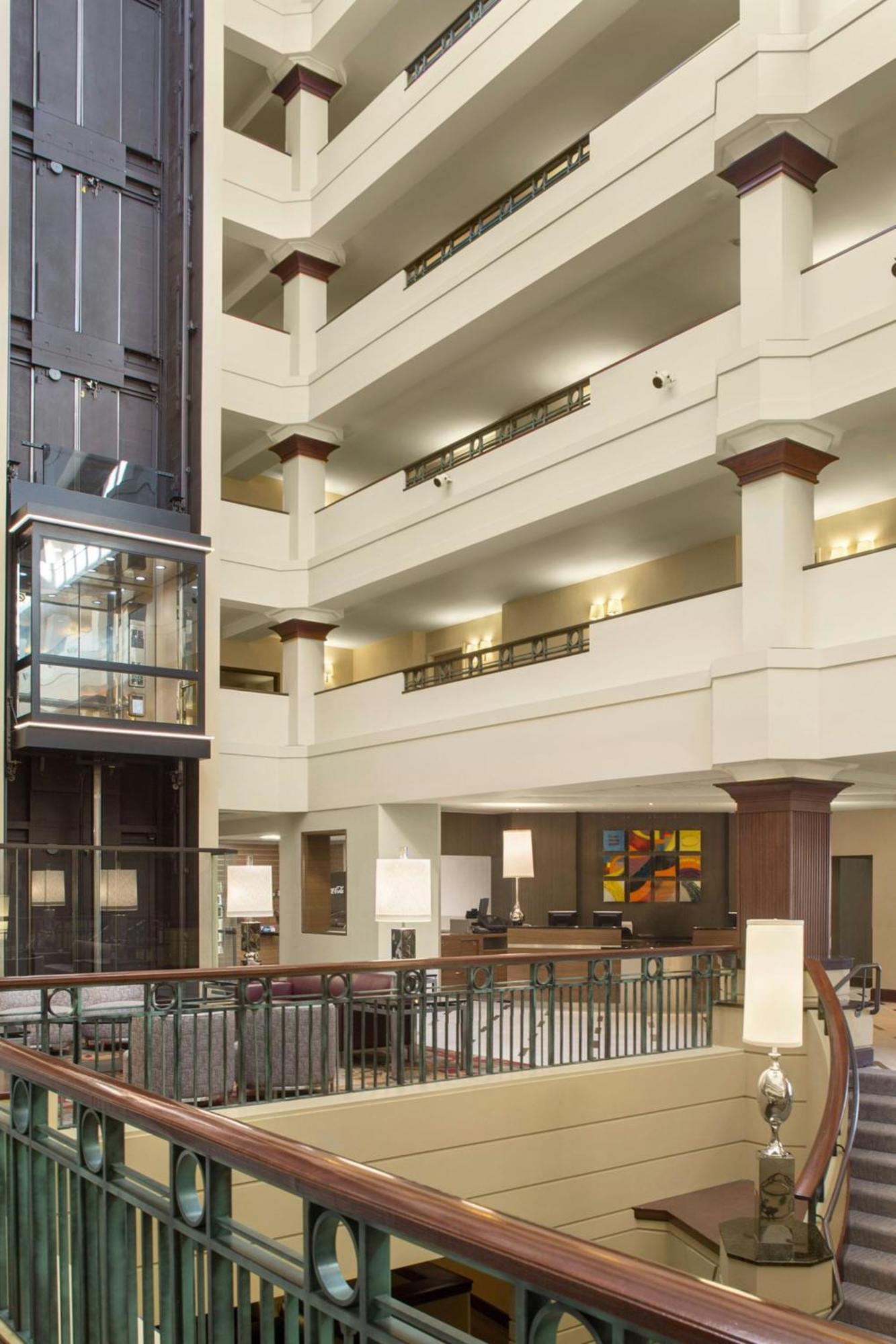 Sheraton Suites Akron Кайахога-Фолс Екстер'єр фото