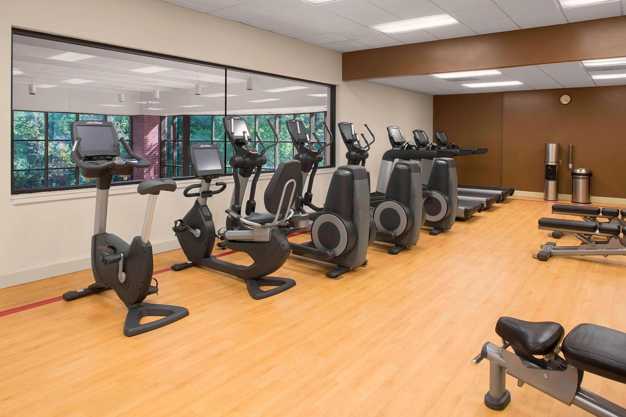 Sheraton Suites Akron Кайахога-Фолс Екстер'єр фото